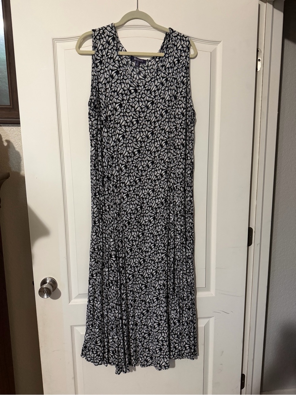 Roaman's Black and White Print Sleeveless Maxi Dress
